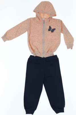 Костюм спортивний для дівчинки на змійці трикотажний з метеликом персиковий