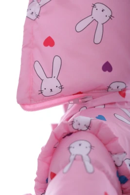Комбінезон для дівчинки на холлофайбері Babykroha з принтом зайчиків Малюк рожевий