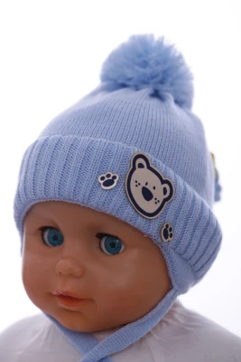 Шапка в'язка для хлопчика на трикотажі Миха блакитна