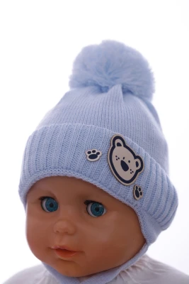 Шапка в'язка для хлопчика на трикотажі Миха блакитна