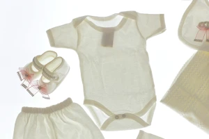 Набір для новонародженої дівчинки трикотажний