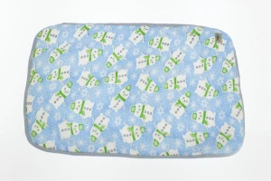 Клейонка-пелюшка для хлопчика блакитна Сніговик 50*70 см Murat Baby