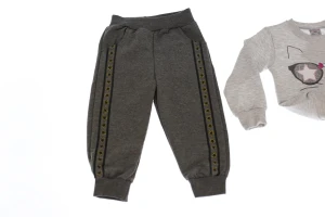 Костюм з довгим рукавом для дівчинки трикотажний