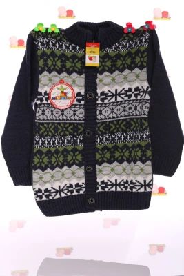 Кофта з візерунками