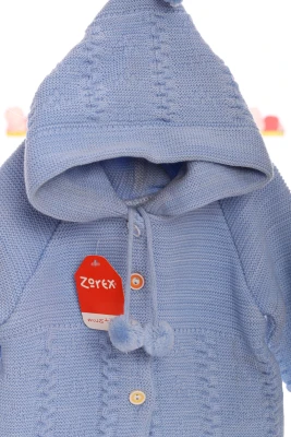 Кофта з бубонами