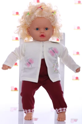 Кофта з метеликом