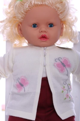 Кофта з метеликом