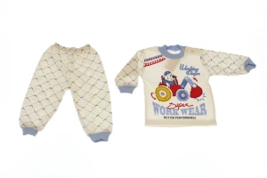 Піжама з довгим рукавом для хлопчика.