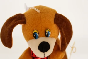 Собачка з мішечком