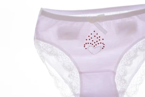 Труси з рюшами