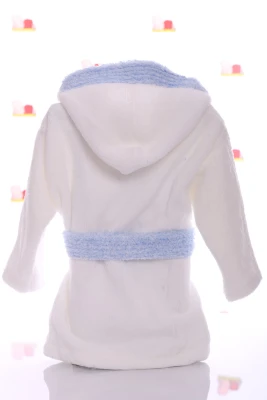 Халат з бджілкою