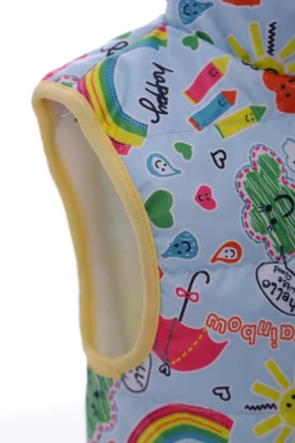 Жилетка на флісі для дівчинки Babykroha в веселку світло-блакитна