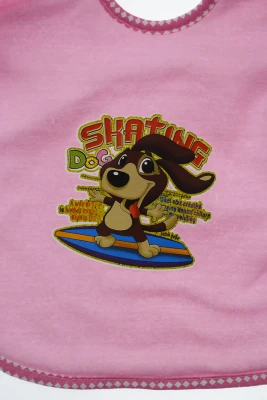 Нагрудник трикотажний для дівчинки 25*30 см Skatine рожевий