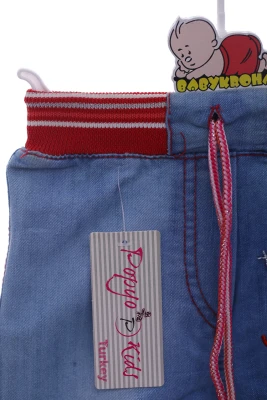 Джинсові шорти для дівчинки з квіткомблакитний