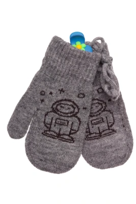 Рукавички для хлопчика в'язка з космонавтом сірі
