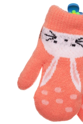 Рукавички для дівчинки в'язка на траві з зайчиком в помаранчевий горох.
