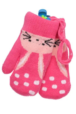 Рукавички в'язка на траві з зайчиком у горох рожевий