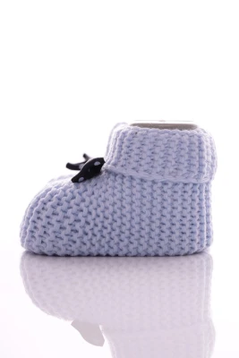 В'язані пінетки для новонародженого хлопчика з бантиком блакитні 9,5*6,5см